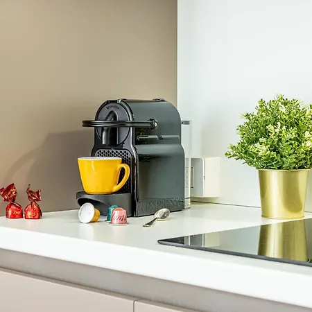 Luxury, Modern & Charming Near Station Apartment Milan